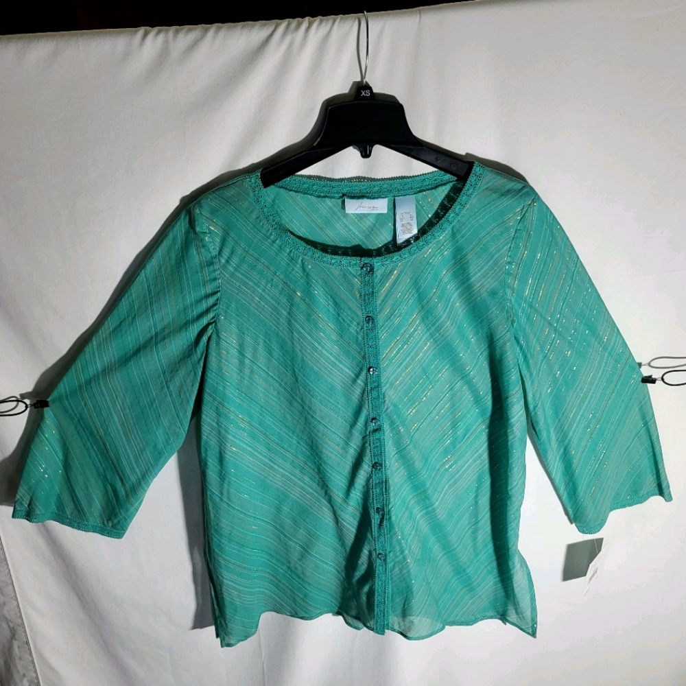 Just collectibles silver thread throughout